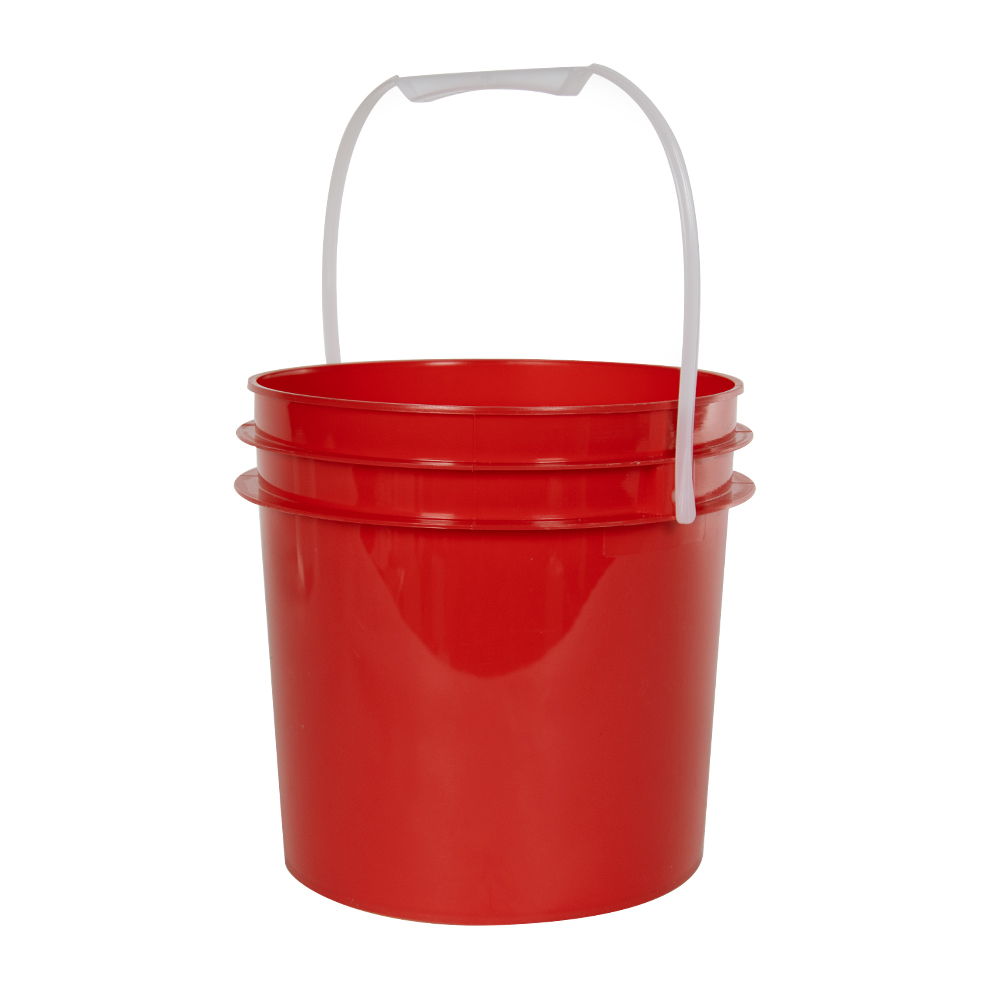 1 gallon buckets