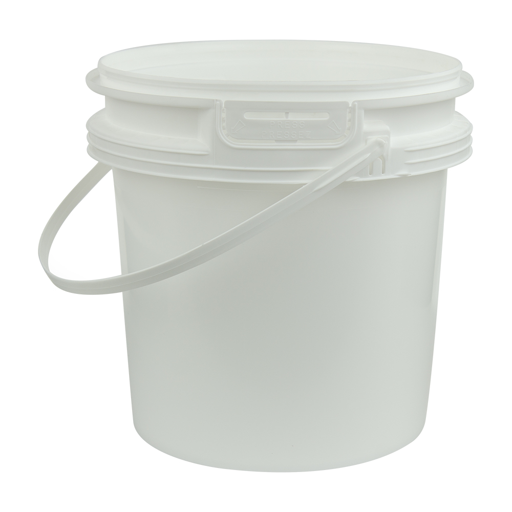 White Polypropylene 2 Gallon/8 Liter Bucket with Handle | U.S. Plastic ...